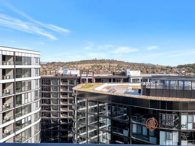 1605  / 2 Furzer Street, Phillip