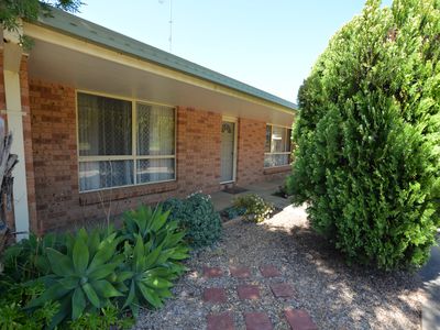 1-3 / 22 Barton Street, Parkes
