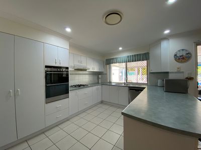 1 Foxwood Court, Dundowran Beach