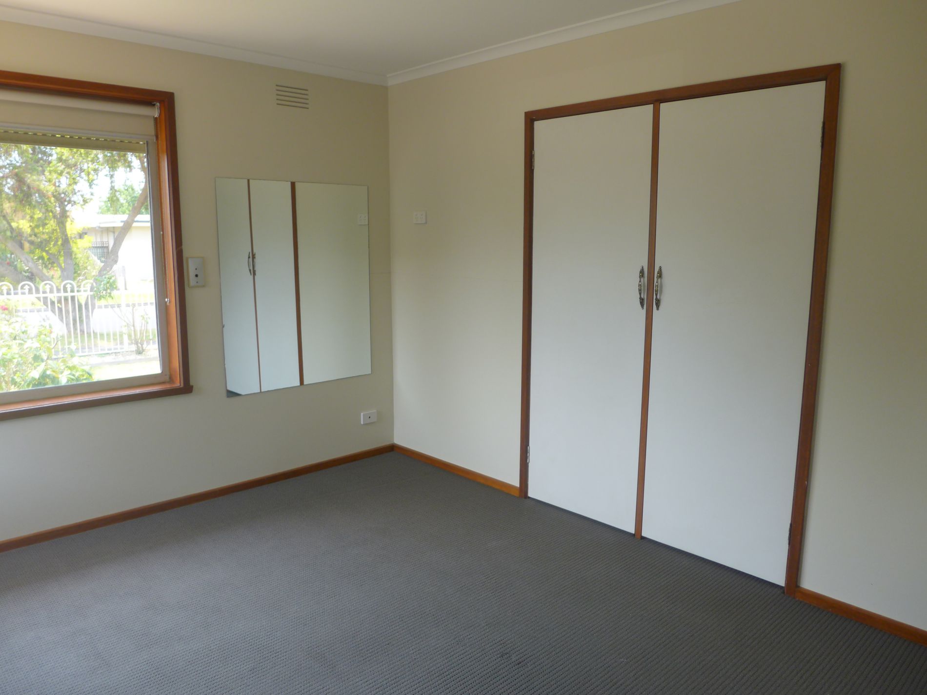 4 Johnston Avenue, Newcomb