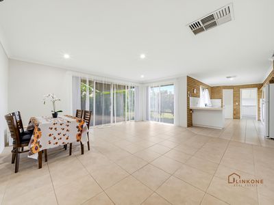 20 Azelia Street, Alexander Heights