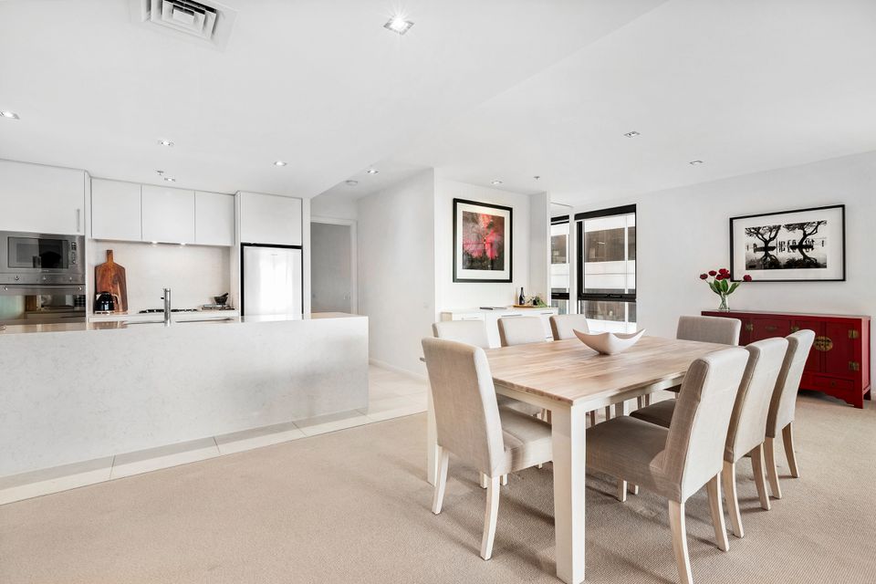 1005 / 480 St Kilda Road, Melbourne