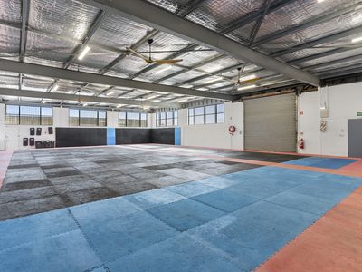 125-127 Gladstone Street, Fyshwick