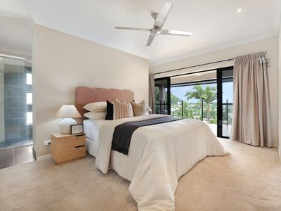 18 Jumna Close , Bentley Park