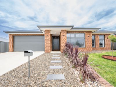 8 Fletcher Avenue, Mooroopna