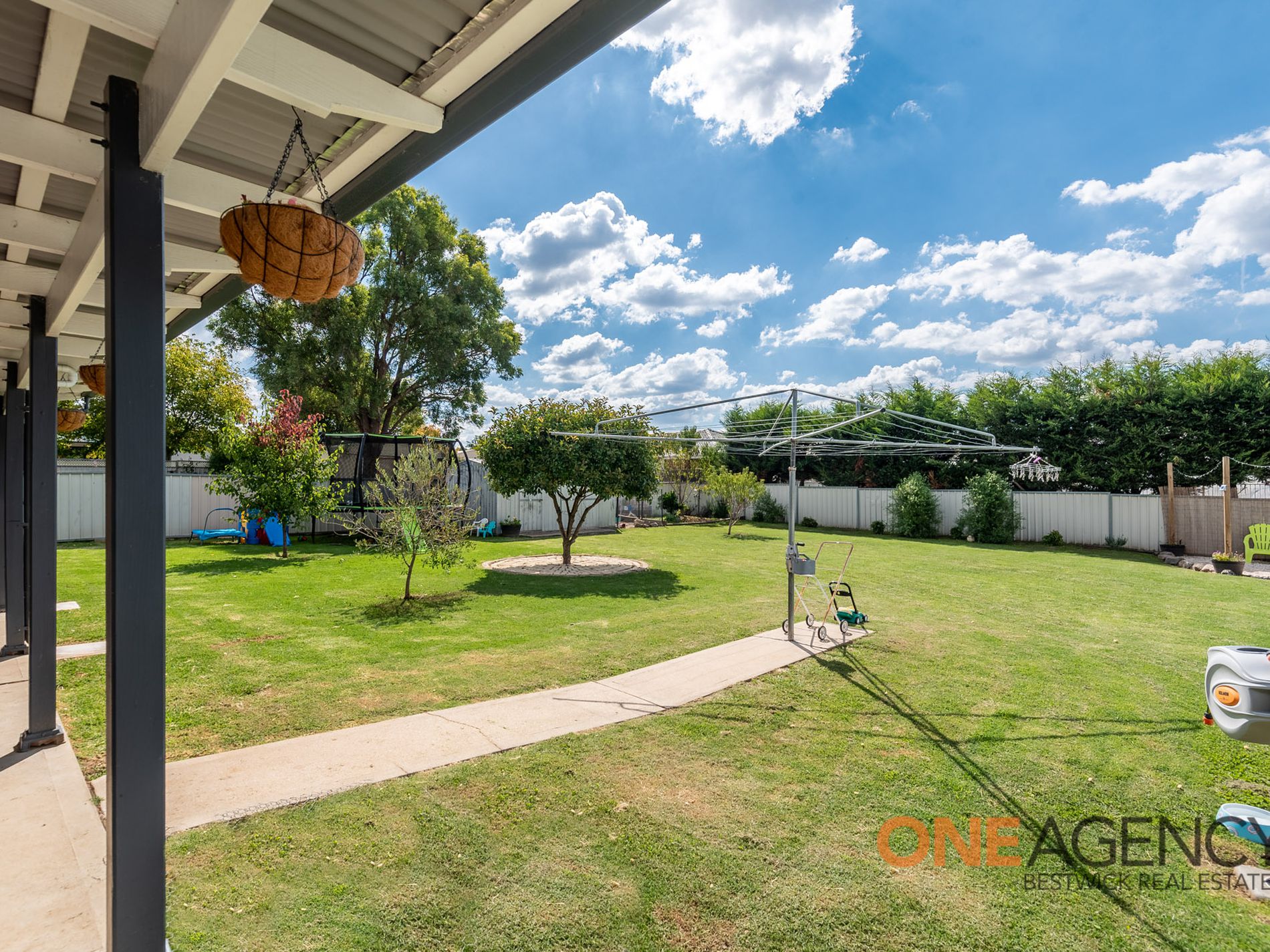 5 Loren Street, Eglinton