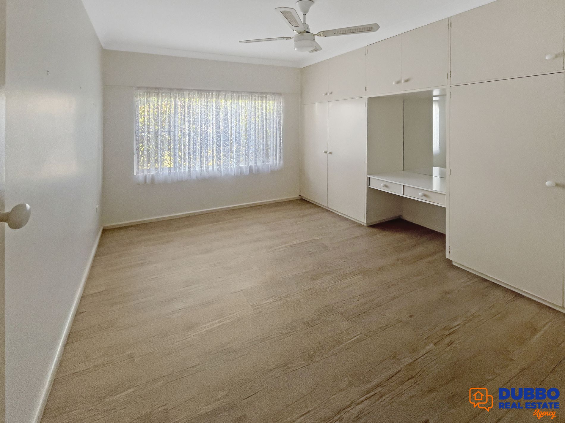 54 Banksia Crescent, Dubbo