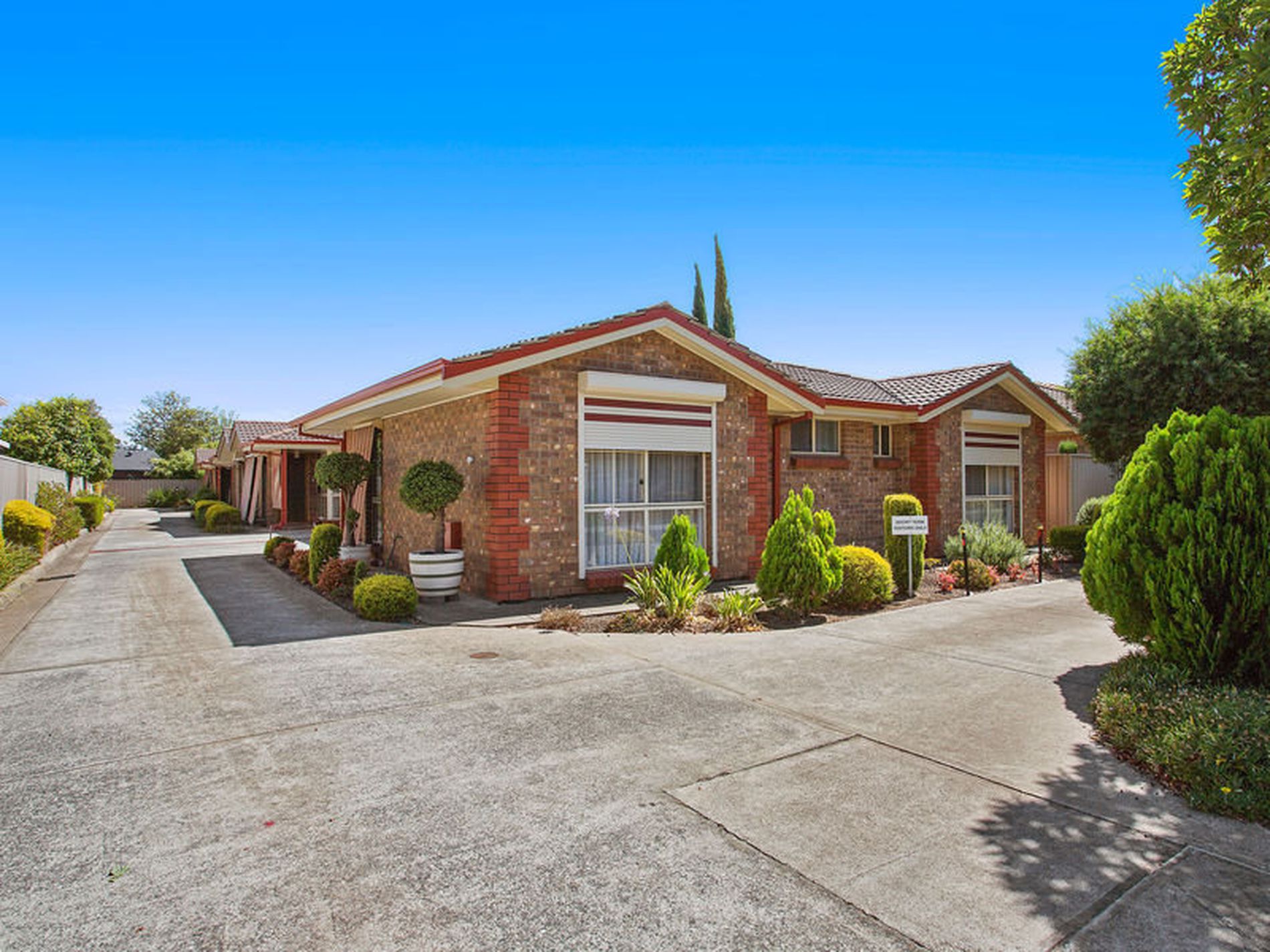 1 / 146 Raglan Avenue, South Plympton