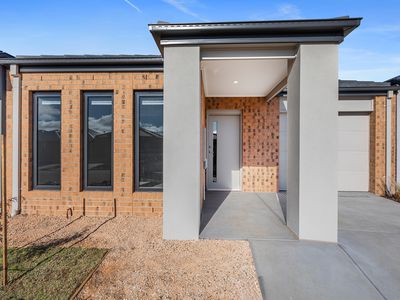 60 Penstone Crescent, Lara
