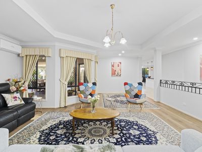 4 Burnside Place, Forest Lake