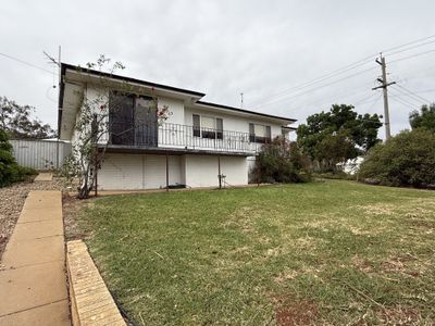65 MacArthur Street, Griffith
