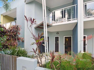 219 Riverside Boulevard, Douglas