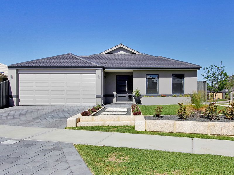 10 Dryden Crescent, Aveley