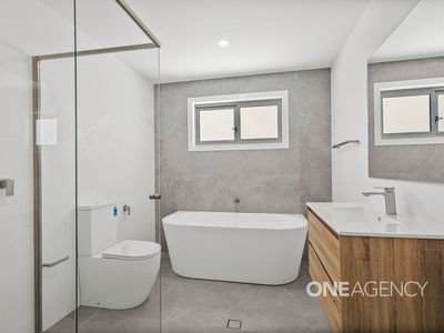 2 / 34 Day Street, Lake Illawarra