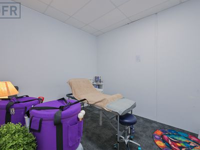 1 / 31 Council Avenue, Rockingham