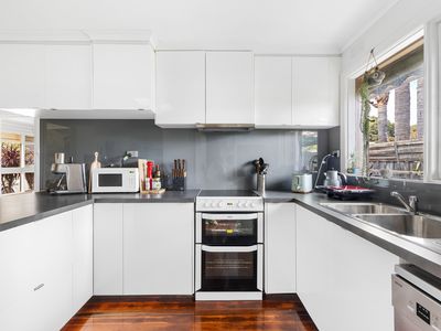 8 / 35 Elphinstone Street, West Footscray