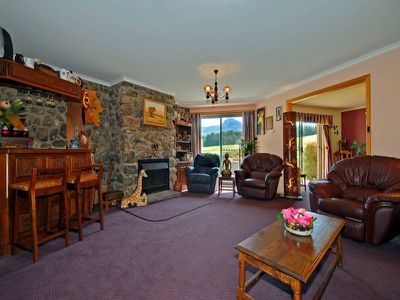 85 Gums Road, Mountain River
