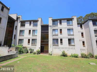 9 / 168 Greenacre Road, Bankstown