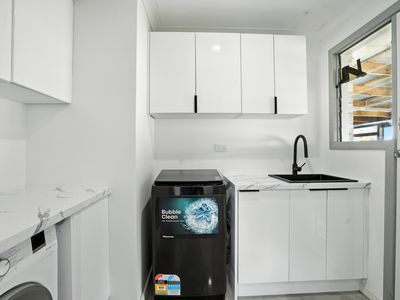 13 Dudley Avenue, George Town