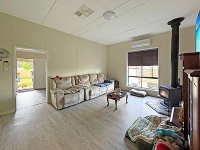 2-4 Breeza Street, Carroll