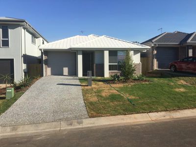 10 Leigh Crescent, Dakabin