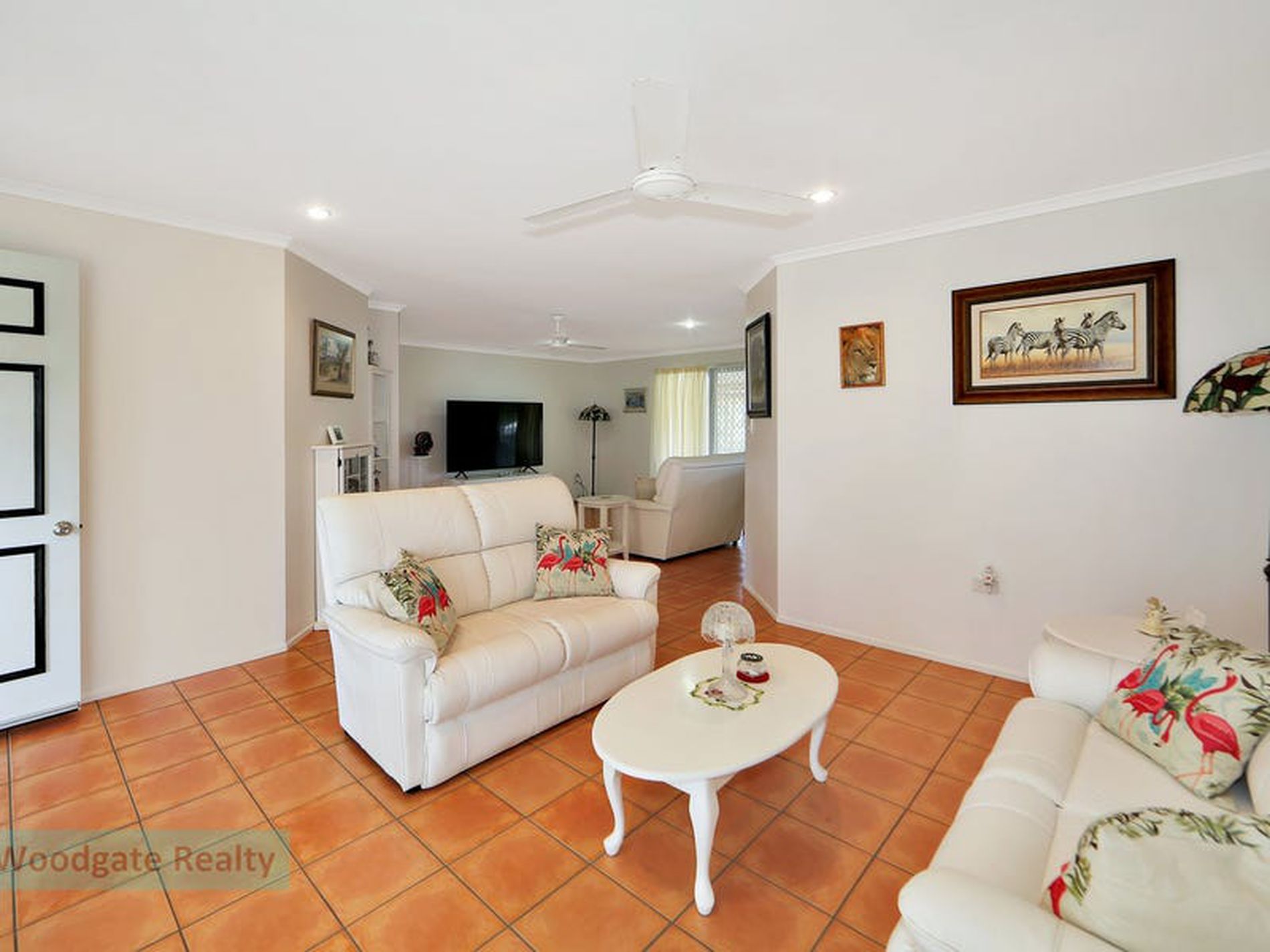 2 Sunset Ave, Woodgate
