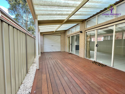 12 Gladesville Street, Truganina