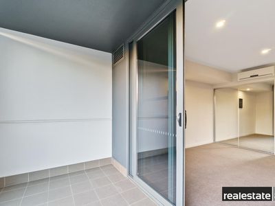 72 / 172 Railway Parade, West Leederville