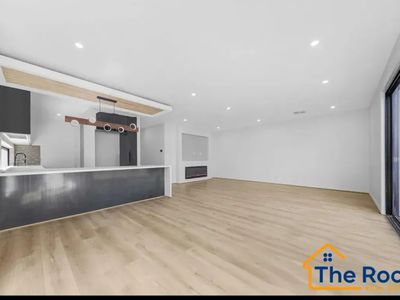 14 Songlark Street, Melton South
