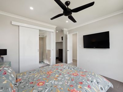 56 Hickman Drive, Piara Waters