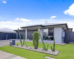 3 Makepeace Crescent, Banya