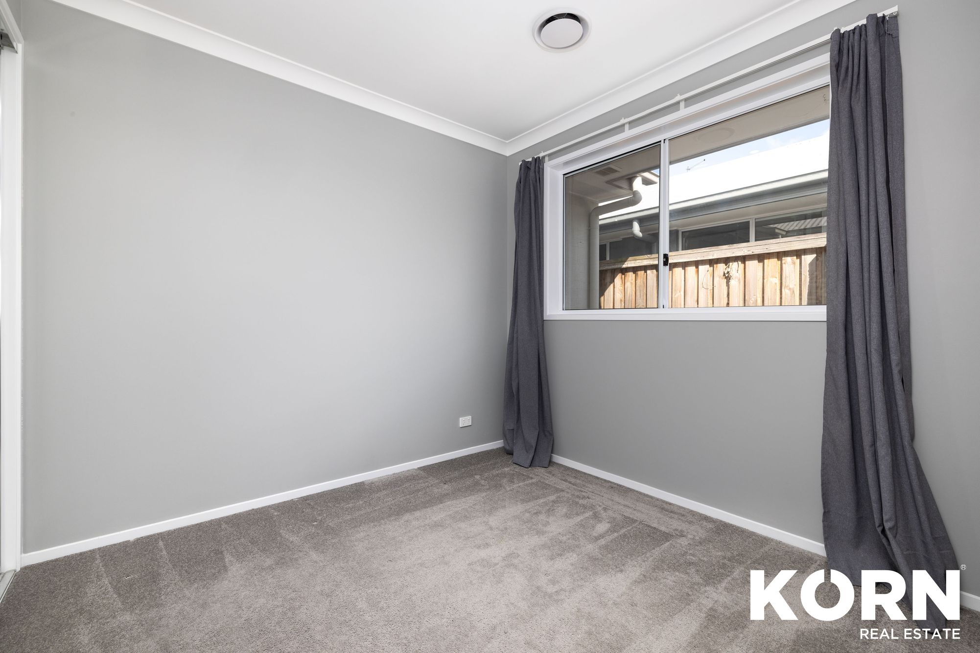 22 Tanzanite Street, Pallara