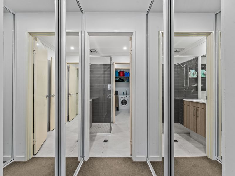 2 / 2 Rowe Avenue, Rivervale