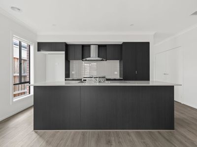 4 Wheatsheaf Road, Wyndham Vale