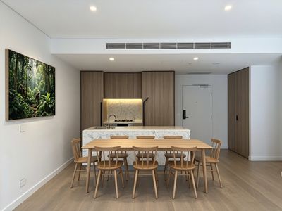A210 / 82 Waterloo Road, Macquarie Park