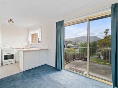 376 Argyle Drive, Kingston