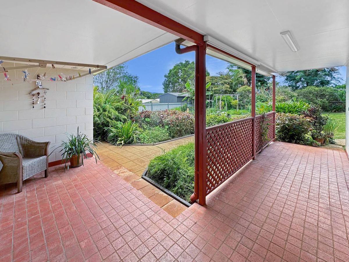 10 Azalea Street, Atherton