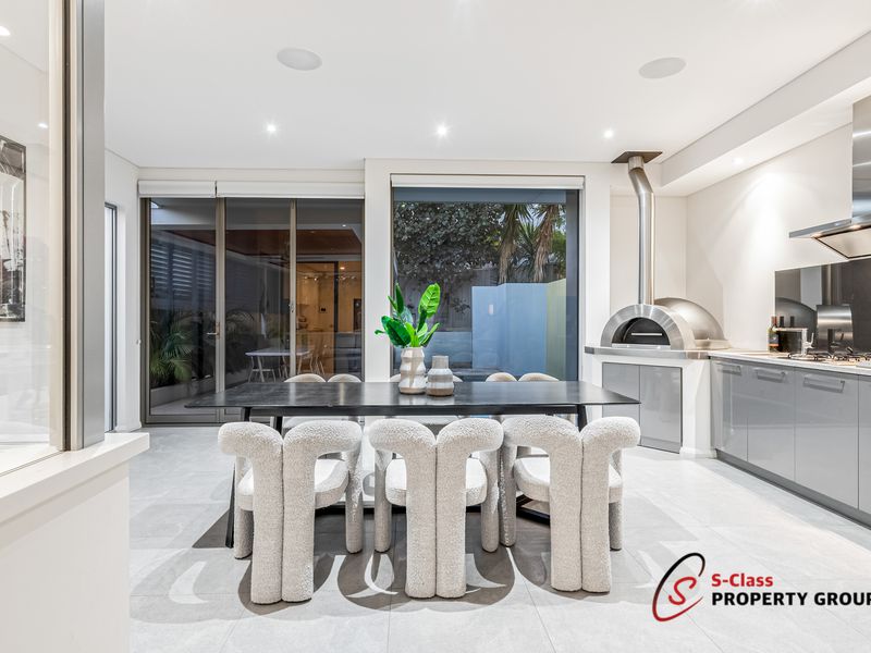 77 Hope Avenue, Salter Point