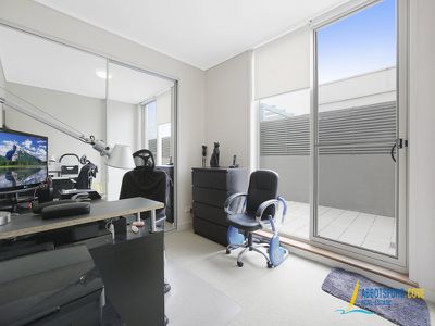 501 / 2 The Piazza, Wentworth Point