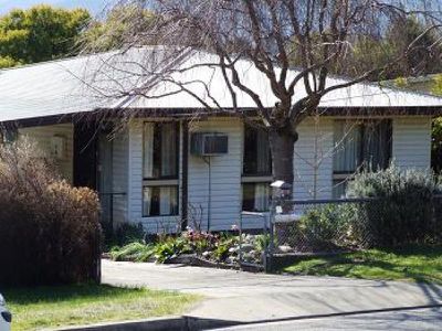 41 Mountain Avenue, Mount Beauty