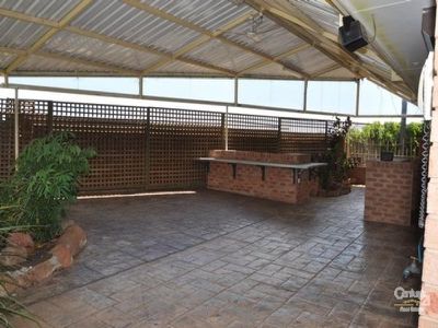 33 Chifley Drive, Dubbo