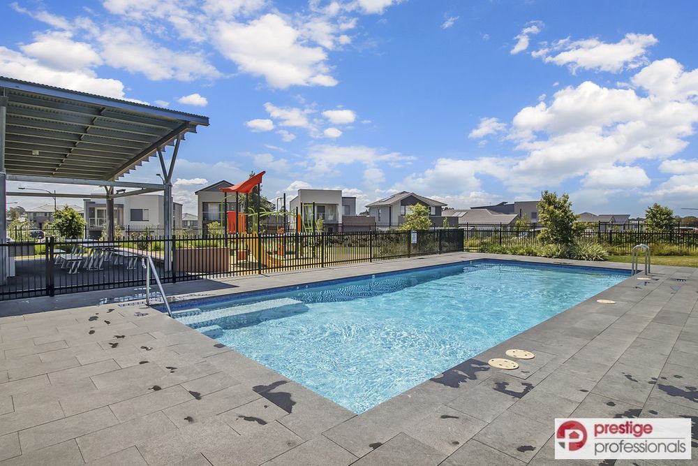 8 Mclachlan Place, Moorebank