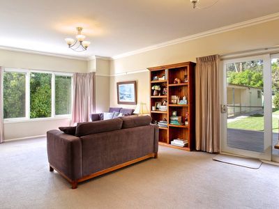 17 Livingstone St, Avenel