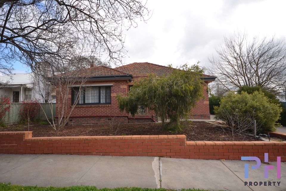 9 Thompson Crescent, Kennington