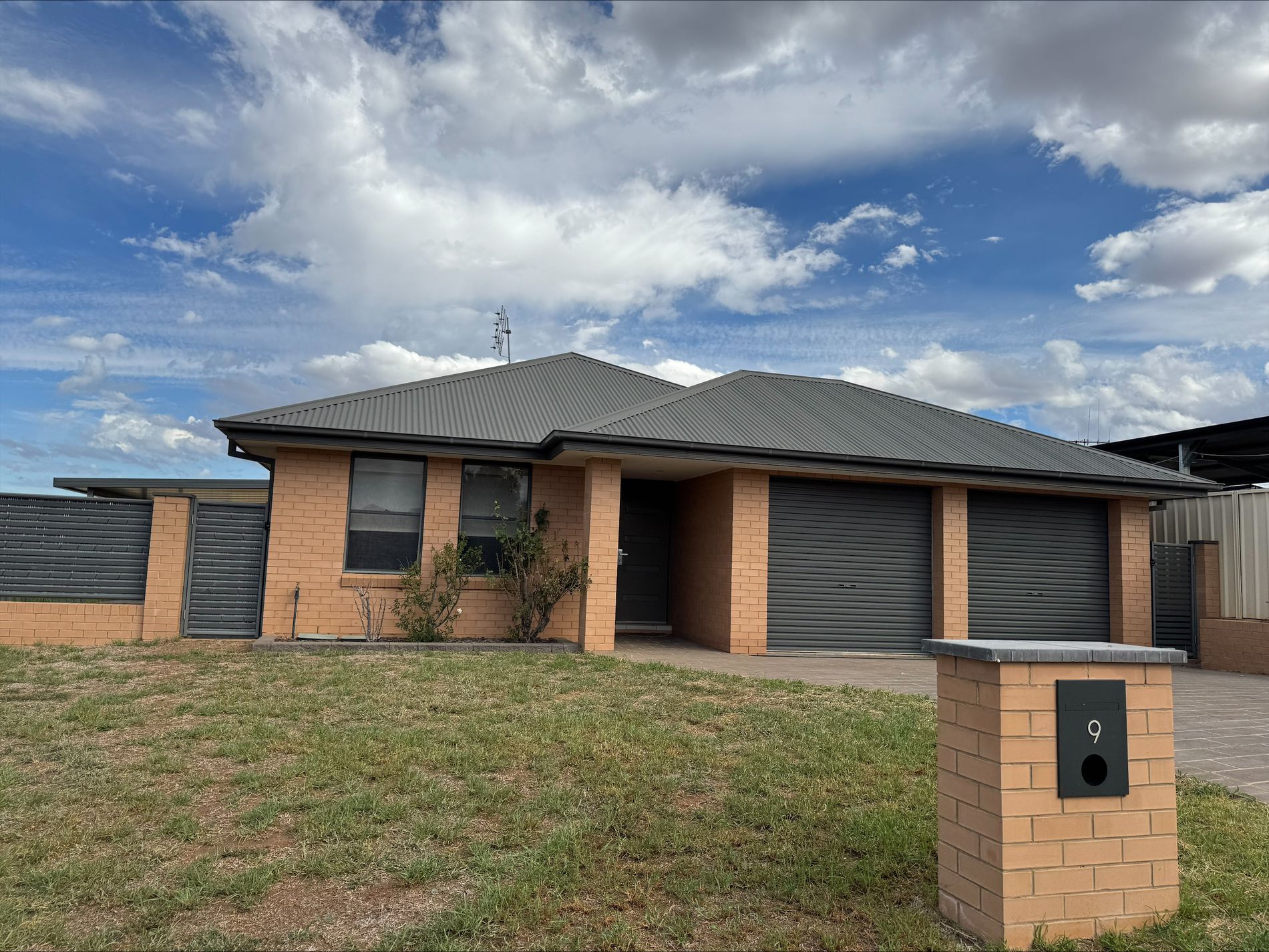 9 Vaucluse Place, Parkes