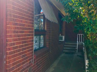 10 TAABINGA COURT, Deniliquin