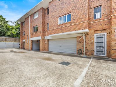 2/30 Kennington Road, Camp Hill