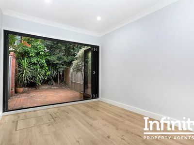 10 Flora Street, Erskineville