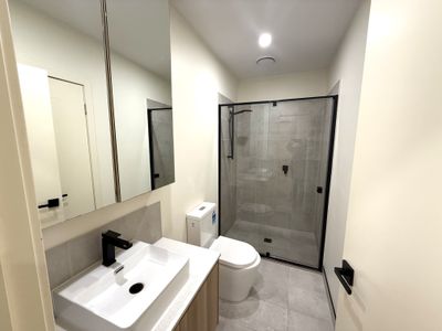 2 / 112 Cumberland Road, Pascoe Vale
