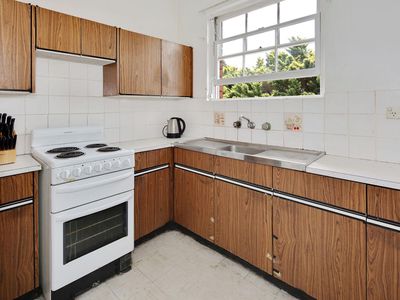 12 / 13A Queen Street, Arncliffe